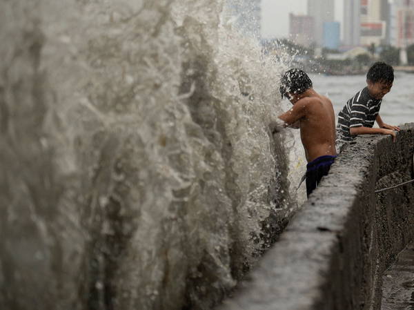 Typhoon Man-yi leaves 7 dead in landslide in Philippines and worsens crisis from back-to-back storms