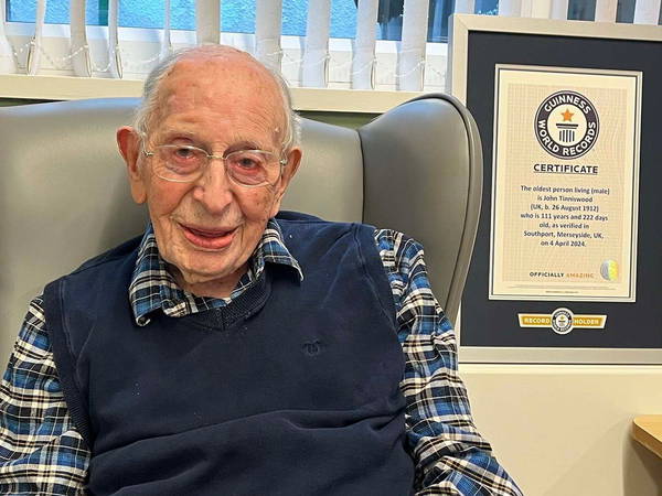 World's oldest man John Tinniswood dies aged 112, Guinness World Records says