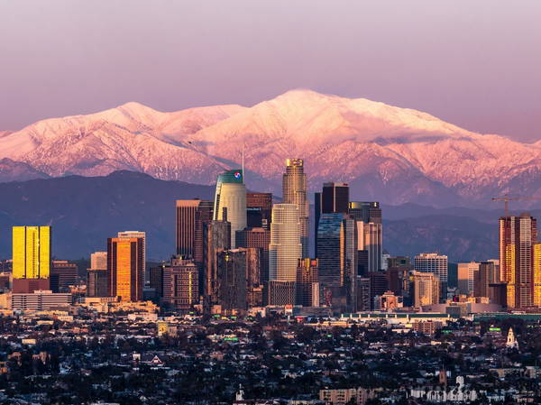 LA council unanimously votes to approve 'sanctuary city' ordinance