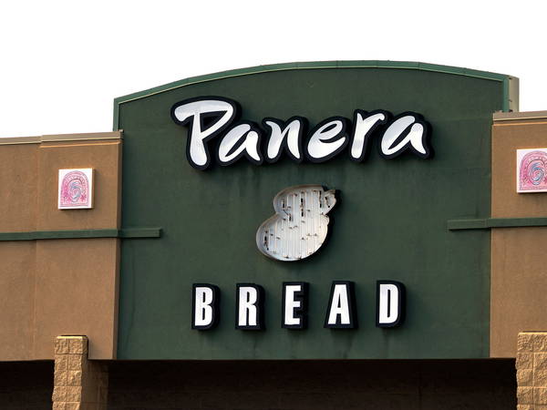 Woman allegedly targets man in 'Palestine' sweatshirt at Panera, charged with hate crime