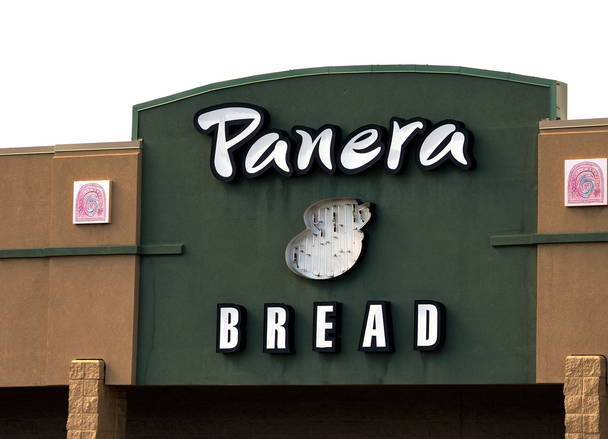 Woman allegedly targets man in 'Palestine' sweatshirt at Panera, charged with hate crime