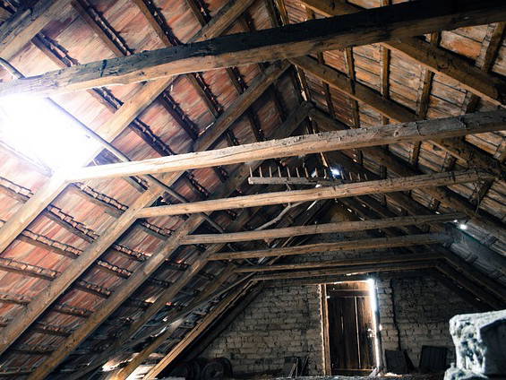 New homeowners find skeleton in attic 15 years after previous occupant disappeared