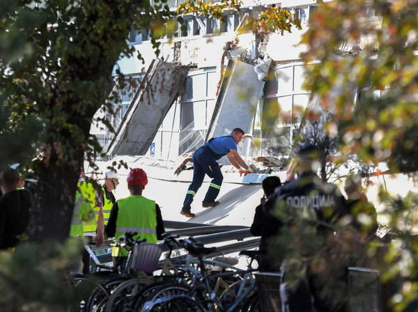 Skirmishes erupt between Serbian police and opposition urging arrests over deadly roof collapse