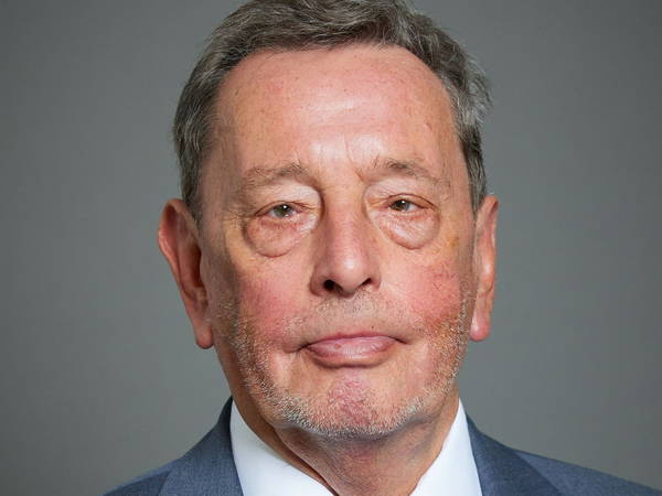 Lord Blunkett injured after falling through gap on Tube