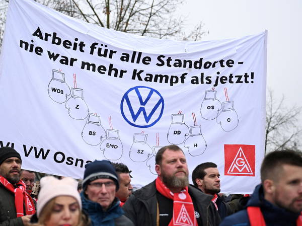 VW union calls for Dec 1 strikes as wage talks stutter