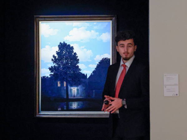 René Magritte’s ‘L’empire des lumières’ sells for record $121 million