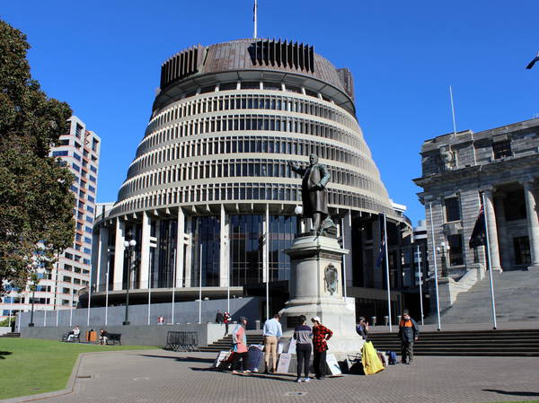 New Zealand MPs stage haka protest in parliament