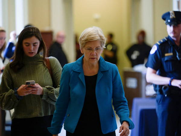 Warren: Trump risks national security by not cooperating with Biden administration on transition