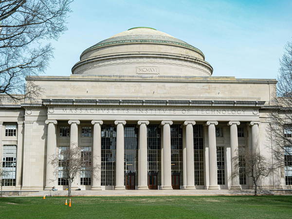 MIT Will Provide Free Tuition to Undergraduates with Family Income Under $200k