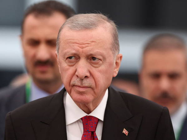 Turkey's Erdogan to discuss Ukraine war with NATO chief