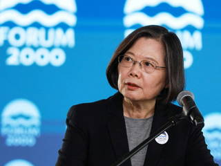 Taiwan’s former president says US should prioritize helping Ukraine over her country