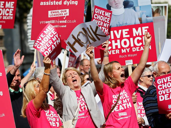 Assisted dying: Wes Streeting orders review into potential costs of changing the law