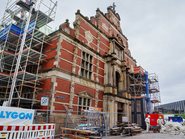 Danish police close investigation into Old Stock Exchange fire