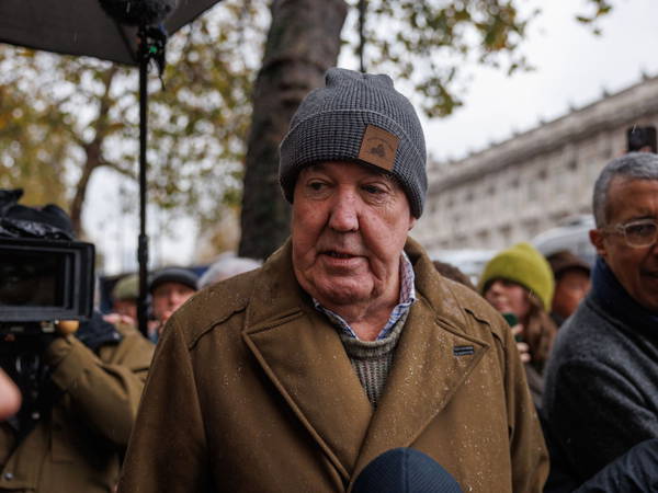 Jeremy Clarkson says government should 'back down' on farmers' inheritance tax as he joins London protest