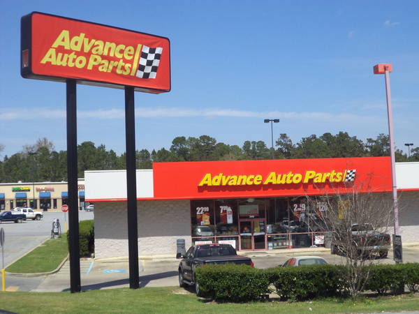 Advance Auto Parts is closing more than 700 locations