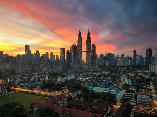 Malaysia's economy grows 5.3% y/y in Q3