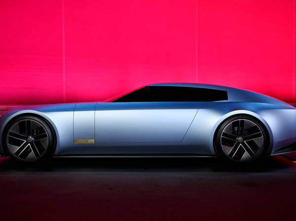 Jaguar reveals ‘Type 00’ concept car, first under controversial new brand identity