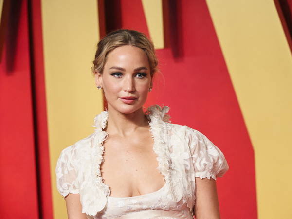 Jennifer Lawrence expecting baby number two