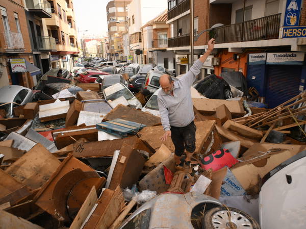 Spanish floods kill 140 as year of rain falls in a day in Valencia