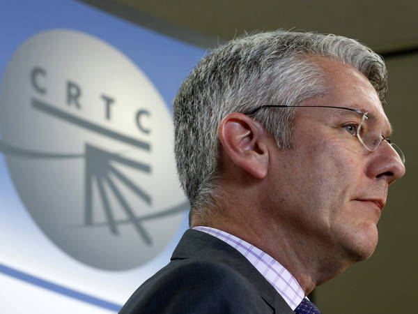 CRTC takes action to help reduce roaming fees for Canadians