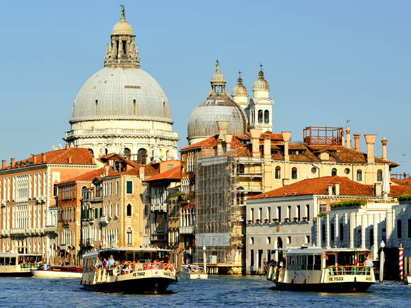 Venice extends its day-tripper tax through next year to combat overtourism