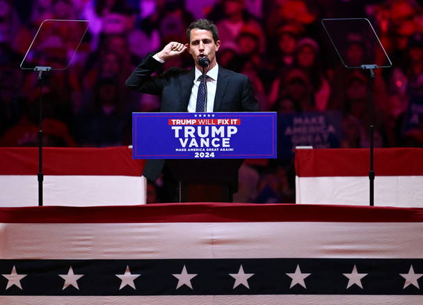 Tony Hinchcliffe defends his Puerto Rico jokes from Trump rally