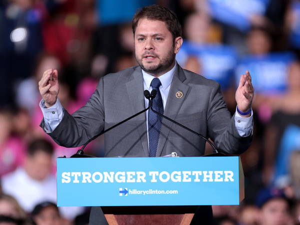 Gallego holds 10-point lead over Lake in Arizona Senate race survey