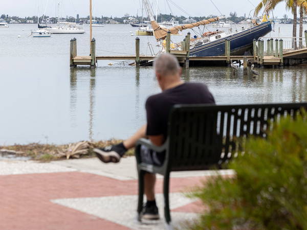 Florida residents told to ID their bodies now if not fleeing hurricane