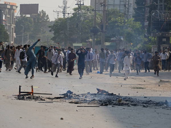 Pakistan’s Punjab province shuts schools for 2 days to contain protests over alleged on-campus rape