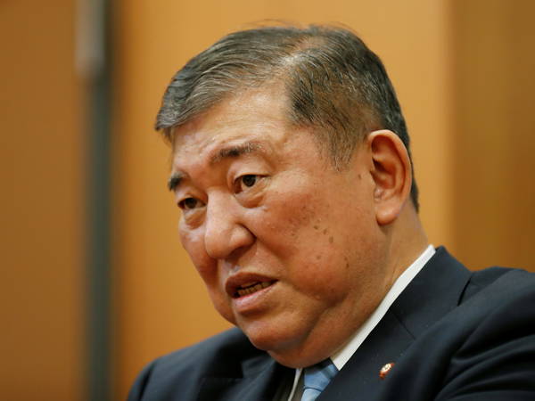 Ishiba dissolves Japan’s lower house to set up an Oct. 27 parliamentary election