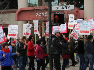 Kaiser mental health workers go on strike in Southern California over staffing, workloads