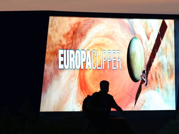 NASA Launches Spacecraft to Gauge if Jupiter's Moon Europa Can Host Life