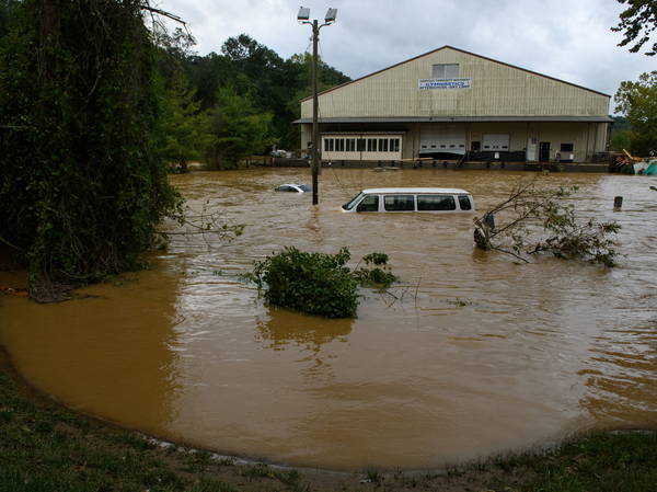 Homeowners hit by Hurricane Helene face the grim task of rebuilding without flood insurance